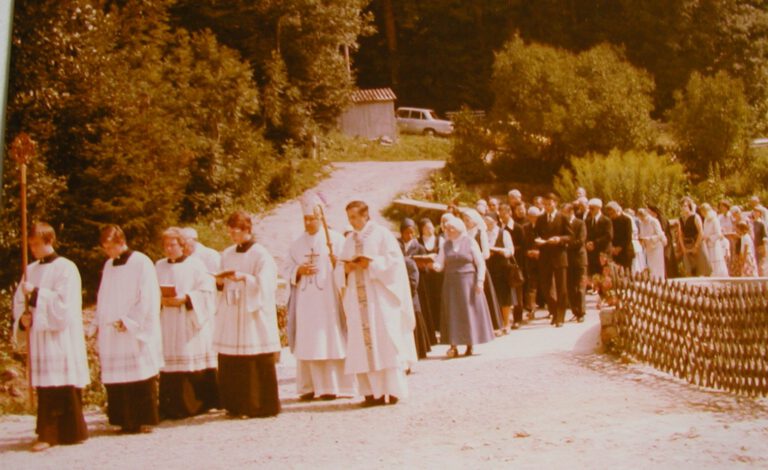 Die Einweihung des Schwesternhauses